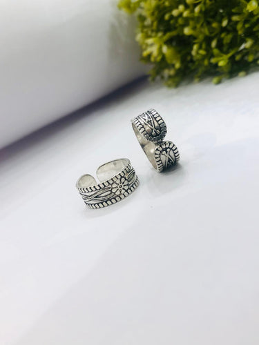 925 Silver Petal Toe Ring